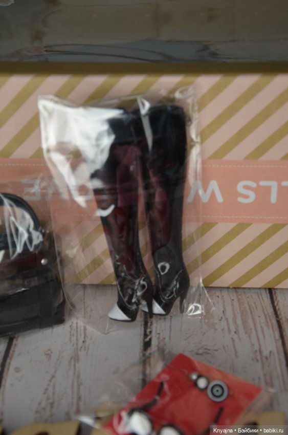 Сапоги, аксы, сумка Chain Reaction Ginger Gilroy, Integrity Toys