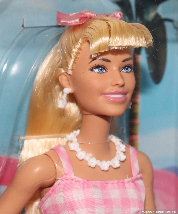 Barbie in Pink Gingham Dress – Barbie The Movie (фото 3)