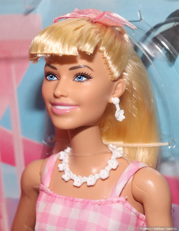 Barbie in Pink Gingham Dress – Barbie The Movie (фото 4)