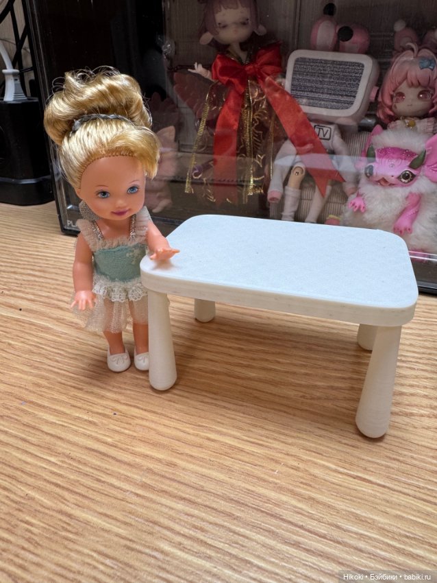 Стол и стулья как из икеи (фото 2)