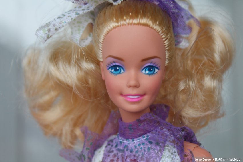 Ice Capades Barbie 1990 — Игровые куклы (фото 2)