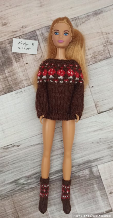 Вязаный комплект для кукол формата 1/6 (фото 5)