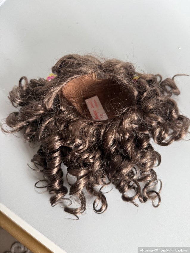 Одежда ,парик и обувь на куколку Кайе Виггс мсд