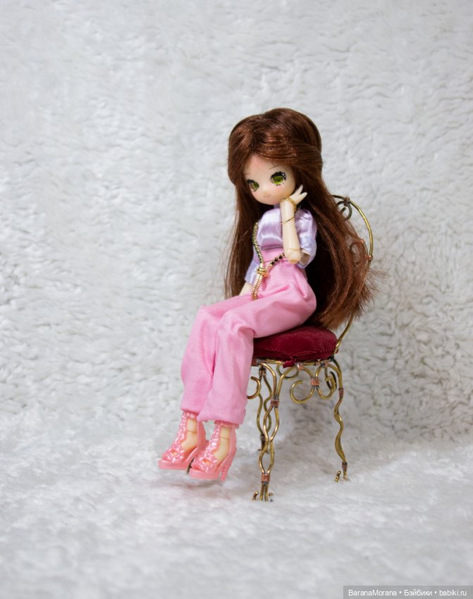 Миниатюра кованый стул с подушкой для куклы 1/6 (фото 6)