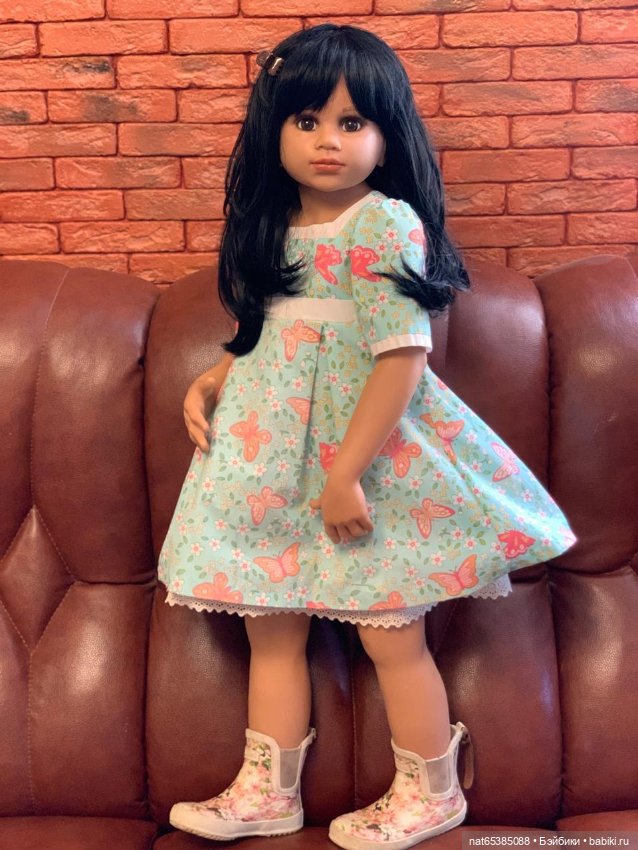 Кукла коллекционная большая от Моники Левениг