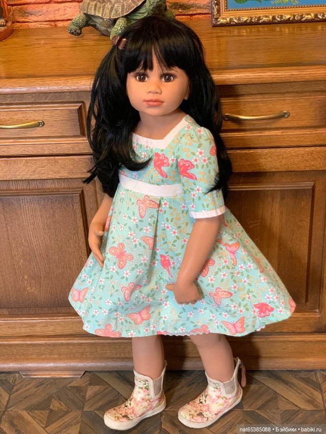 Кукла коллекционная большая от Моники Левениг