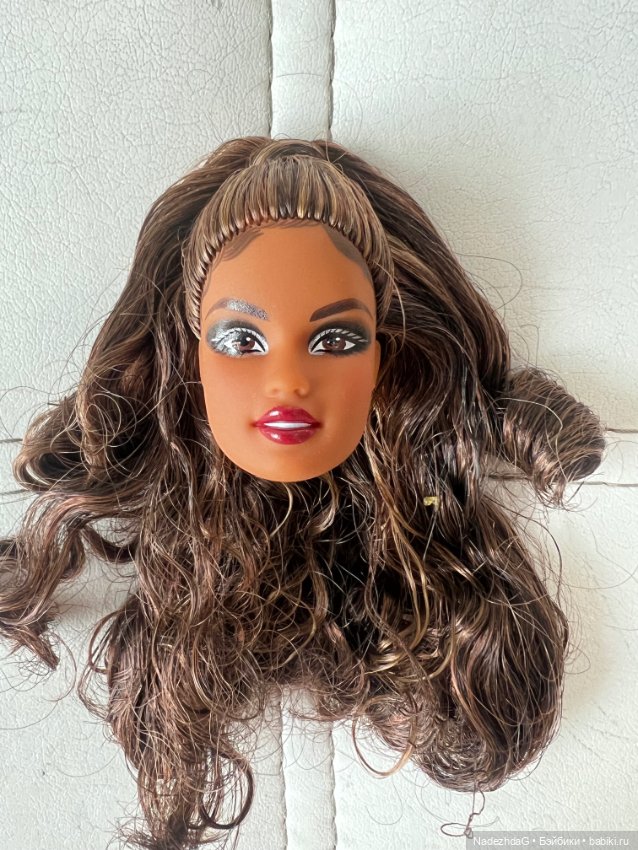 Голова Барби праздничная — Тела и головы для кукол