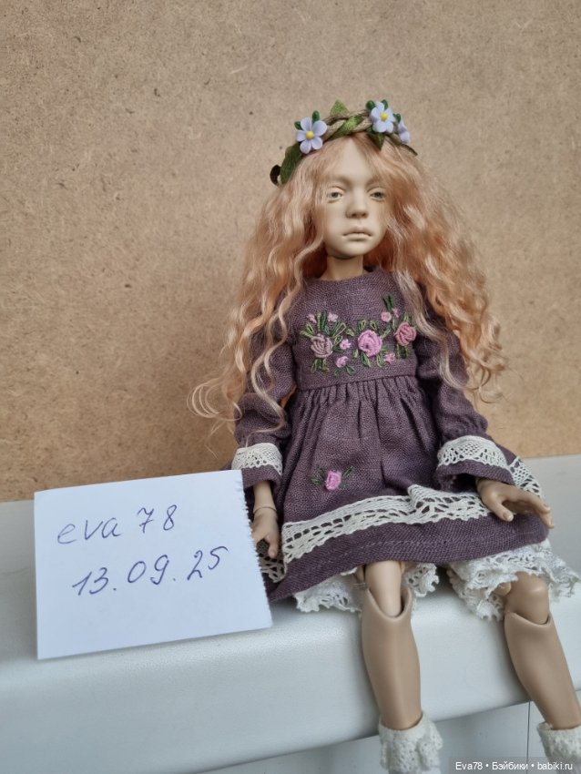 Парик на куклу Птичка Лора натуральный (фото 4)