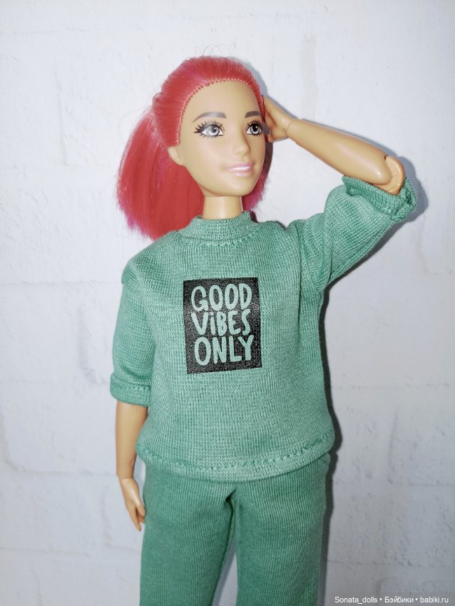 Одежда для Барби пышки — Одежда для кукол