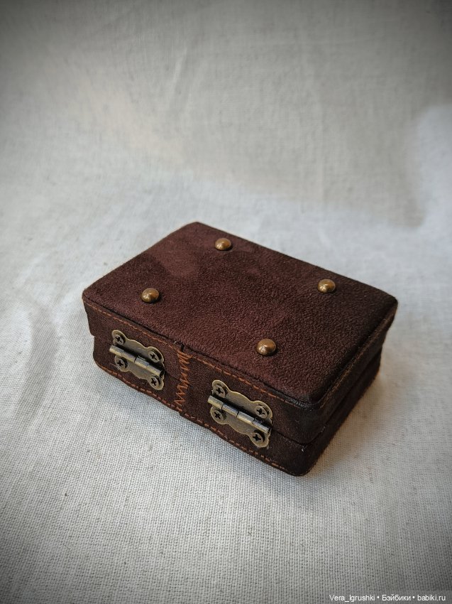 Чемодан для кукол — Шляпы (фото 5)