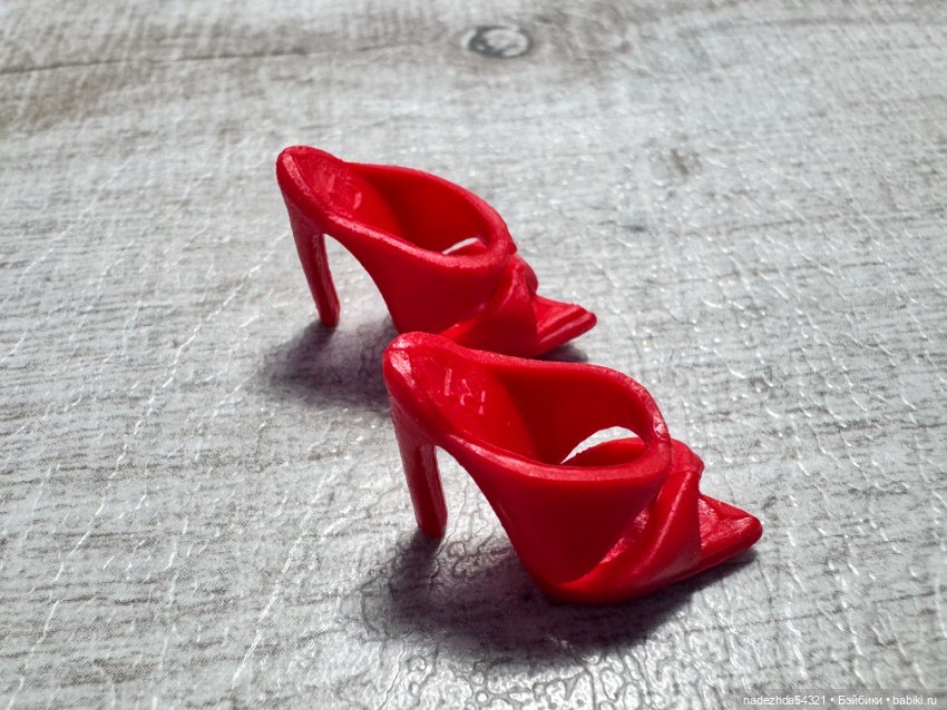 Аутфит Барби в честь 45-летия первой темнокожей Барби (фото 8)