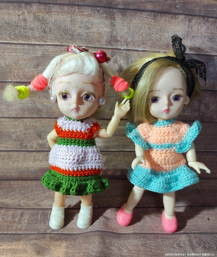 10 платьев для кукол 16 см - дешево, аккуратно, красиво (фото 3)