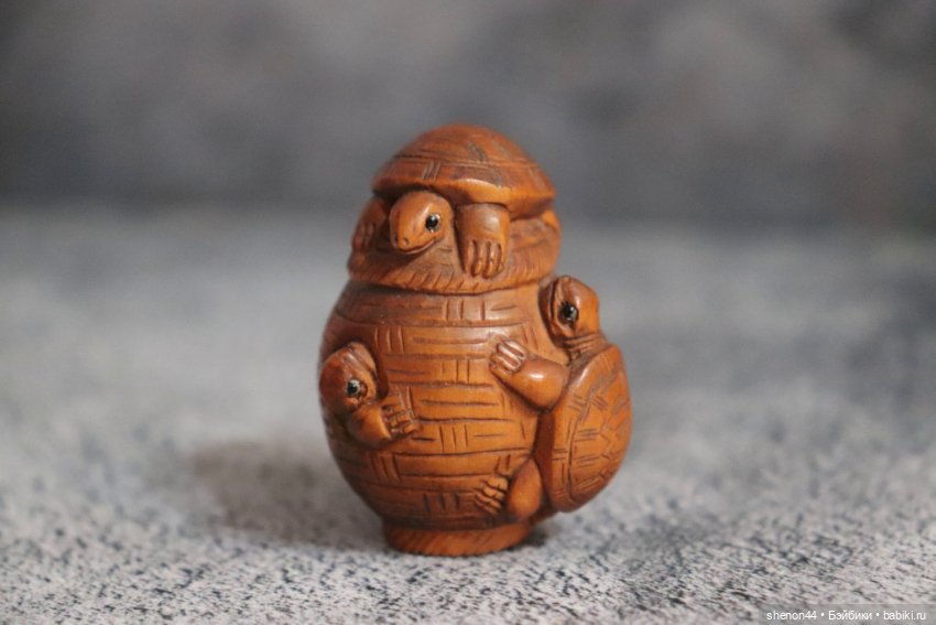 Нэцкэ "черепахи на корзинке". Винтаж