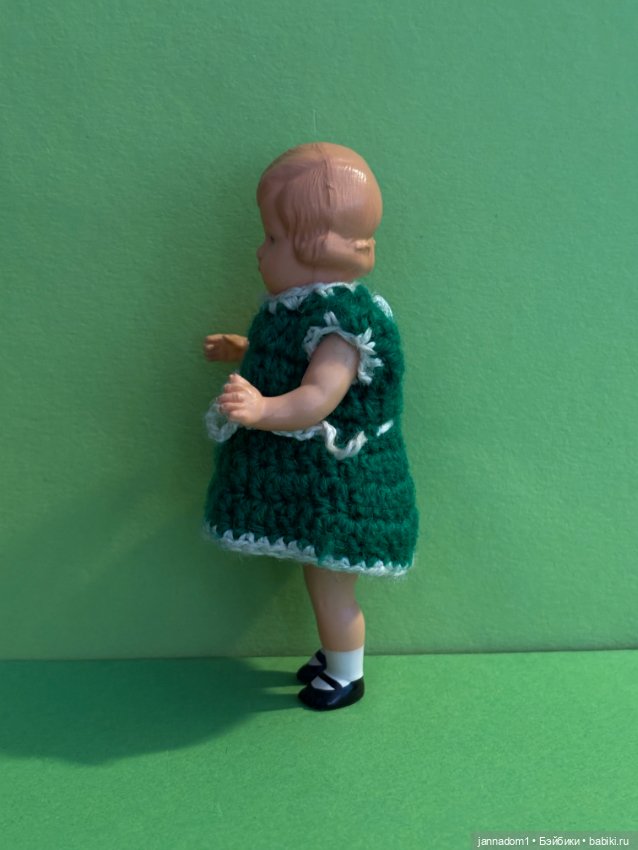 Целлулоидная куколка Minerva с рельефными волосами, высота 11,5 см (фото 3)