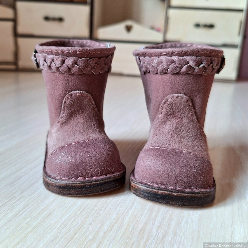 Велюровые сапожки на молнии с внутренней стороны на Готц50 (фото 6)