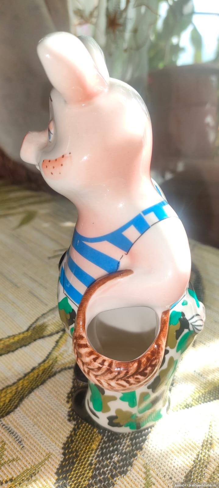 Статуэтка, фигурка, карандашница, вазочка Гжель. Поросёнок (фото 2)
