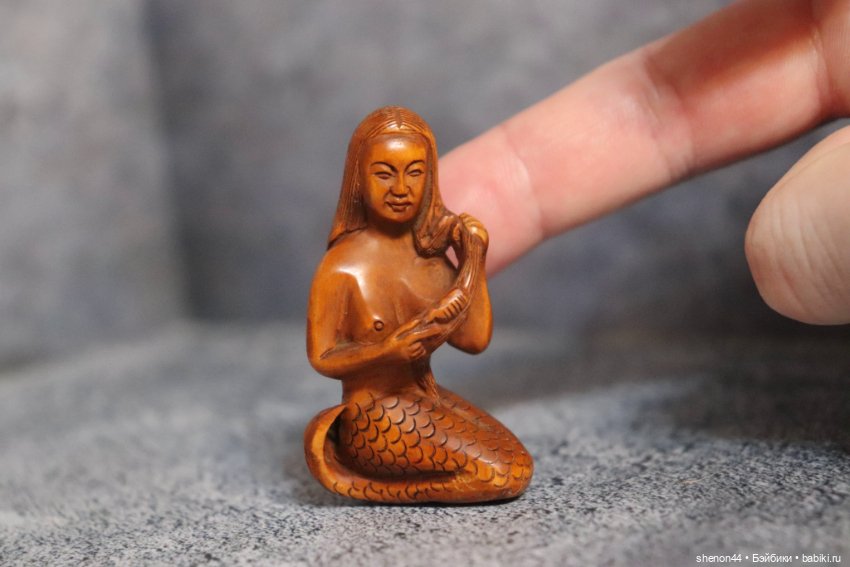 Нэцкэ "Русалочка с гребнем" (фото 3)