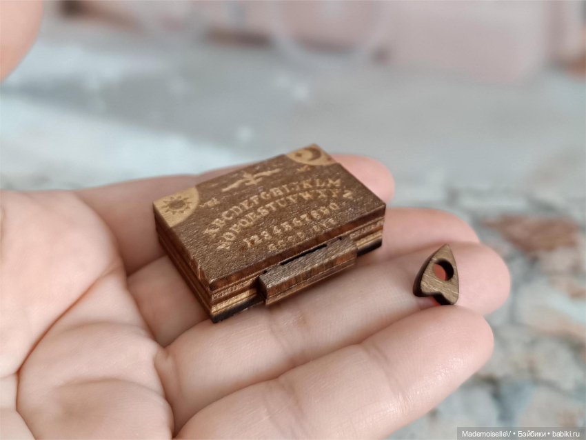 Спиритическая доска — Миниатюра для кукол