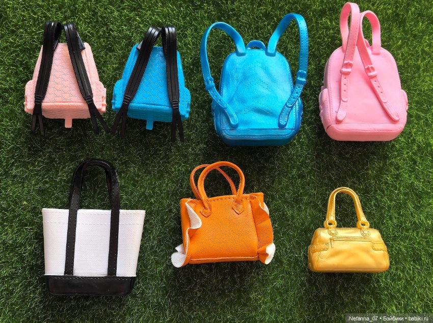 Сумочки и рюкзаки для Барби (фото 2)