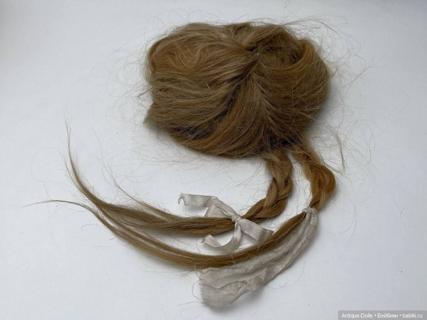 Антикварный парик с пейтом от антикварной немецкой куклы Kämmer & Reinhardt 728-9 (фото 2)