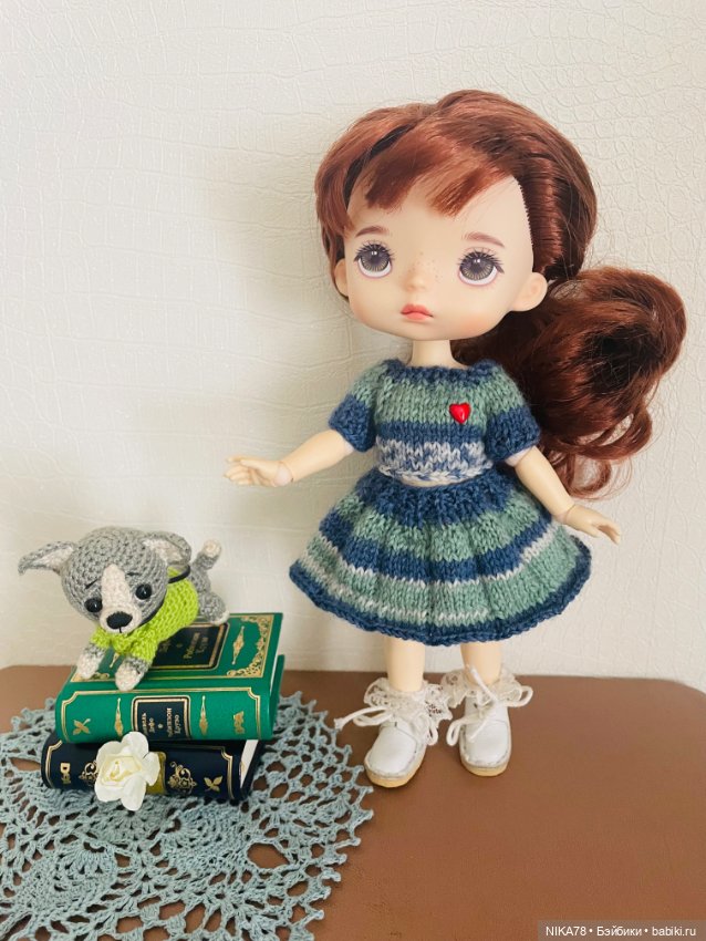 Вязанные наряды для куклы Xiaomi Monst (фото 7)