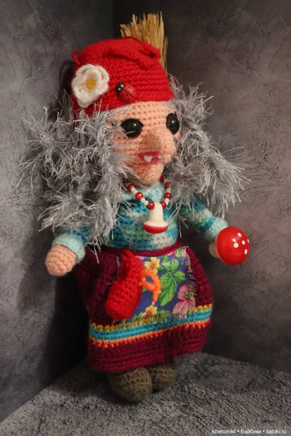 Кукла вязаная "Баба Яга" — Игровые куклы (фото 2)