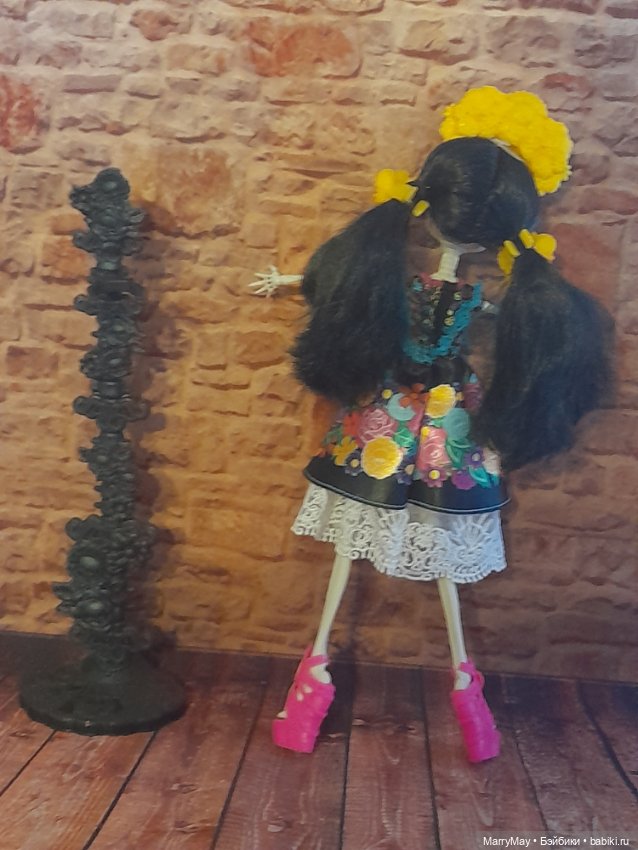 Монстр хай Скелита Калаверас / Monster High Skelita Calaveras Collector Doll (фото 5)