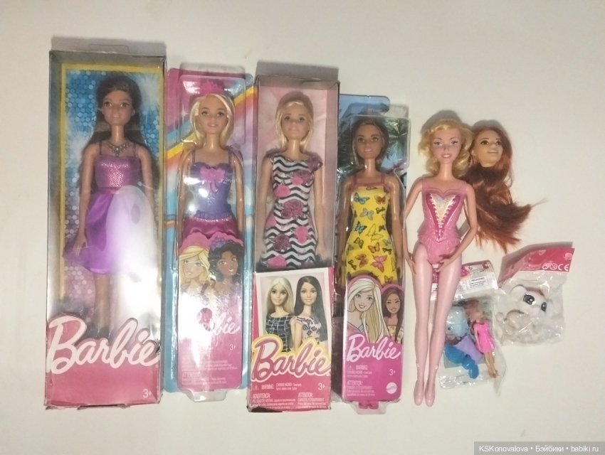 Лот кукол Barbie — Игровые куклы