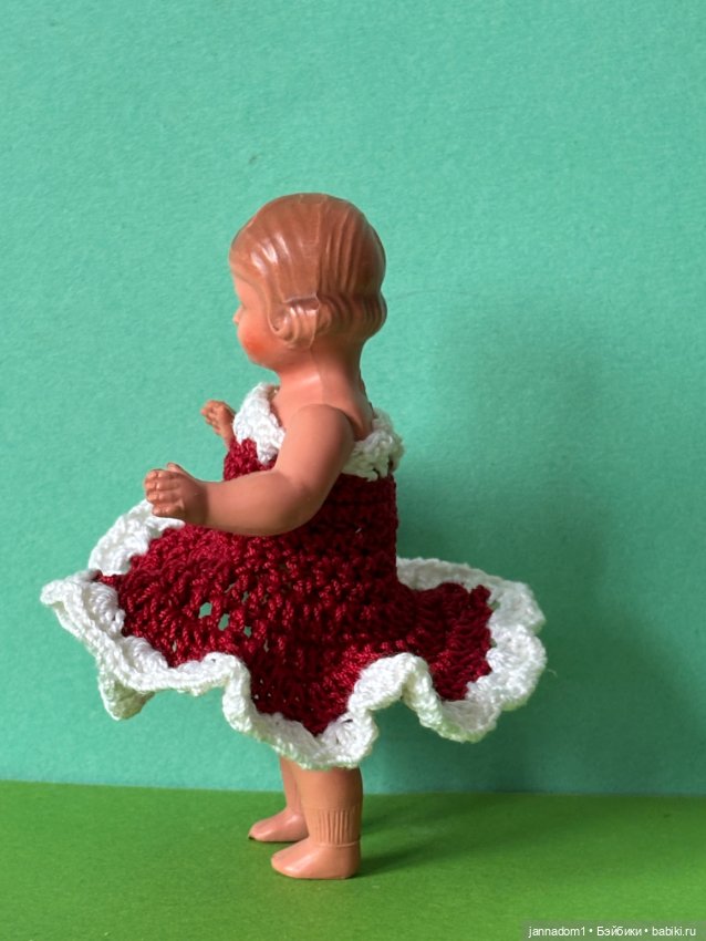 Целлулоидная куколка Schildkrot с рельефными волосами, высота 9,5 см (фото 4)