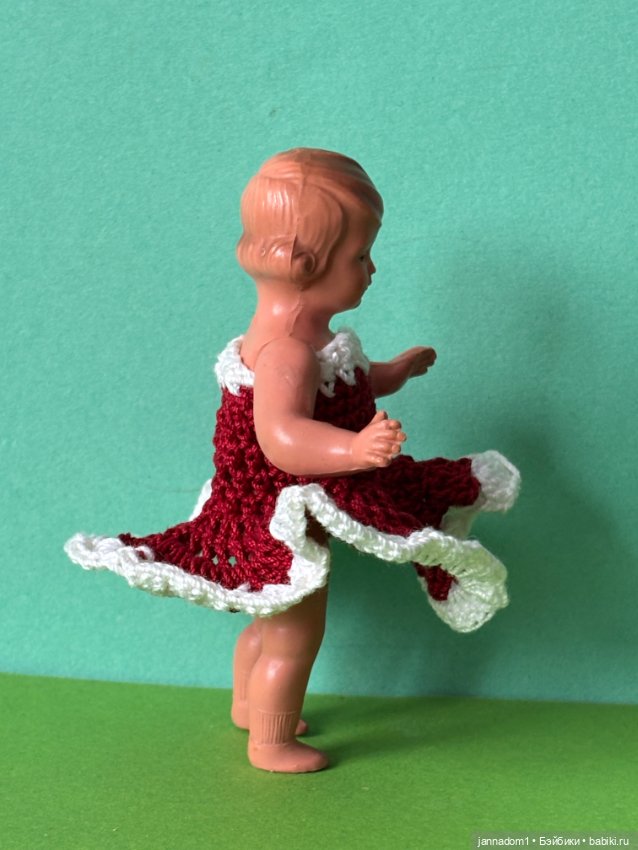 Целлулоидная куколка Schildkrot с рельефными волосами, высота 9,5 см (фото 5)