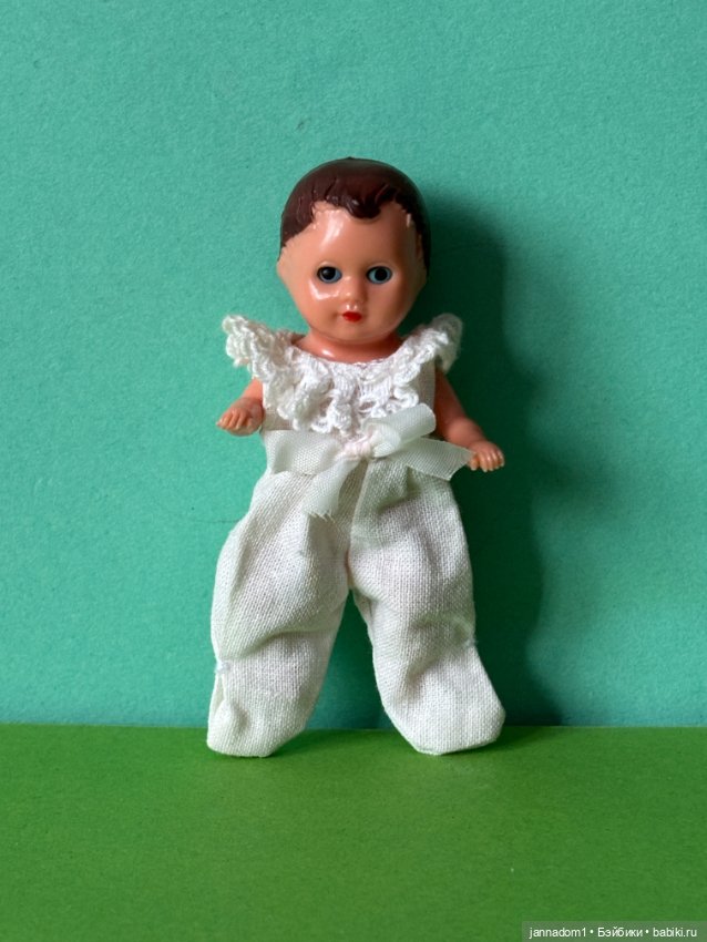 Куколка Ari Аришка со спящими глазками, высота 8,5 см (фото 3)