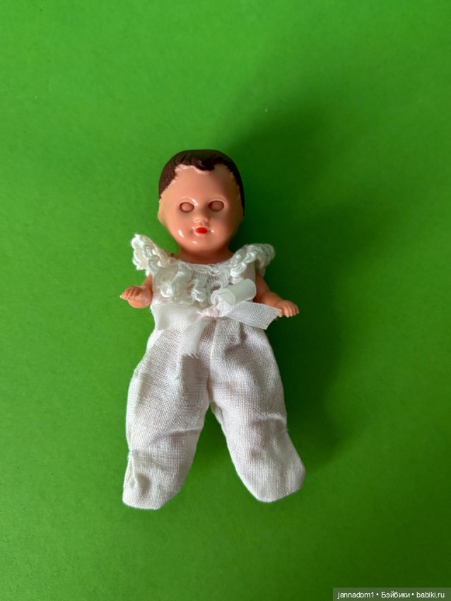 Куколка Ari Аришка со спящими глазками, высота 8,5 см (фото 2)