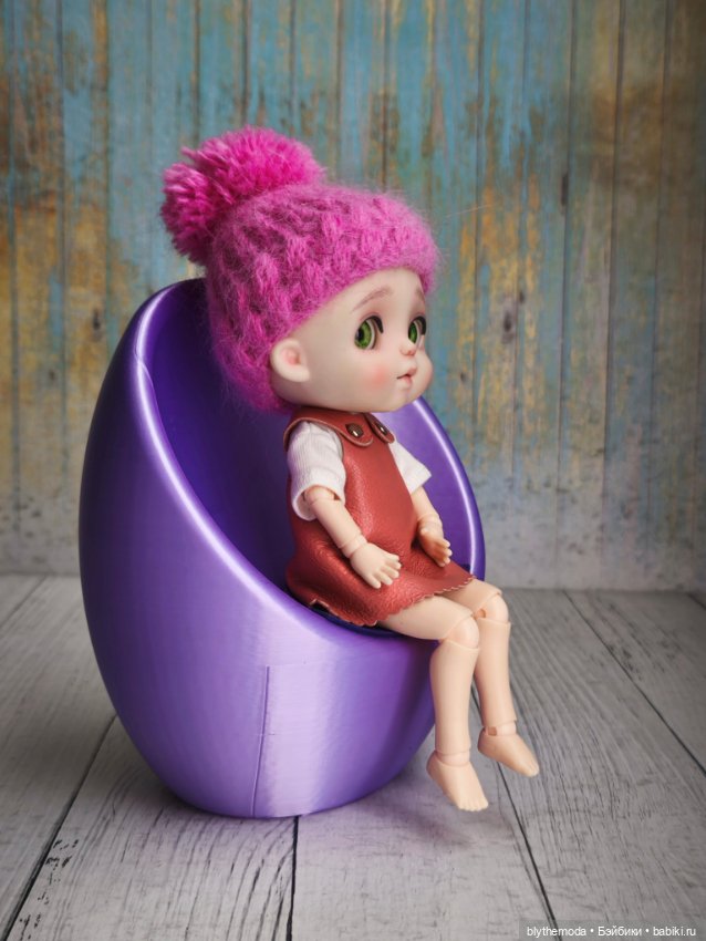 Овальное кресло для куклы ростом до 20 см (фото 3)