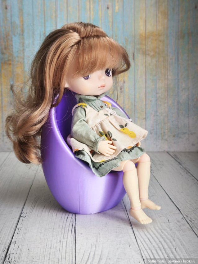 Овальное кресло для куклы ростом до 20 см (фото 4)