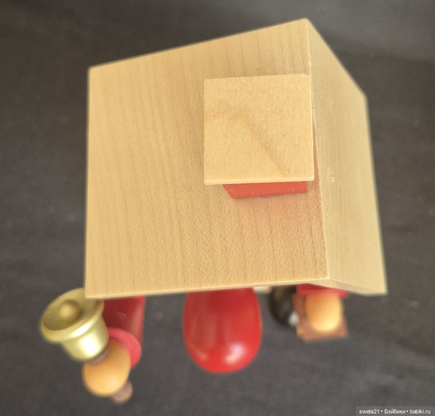 Дед мороз курильщик (Рудные горы (нем. Erzgebirge) от Müller Seiffen) (фото 10)