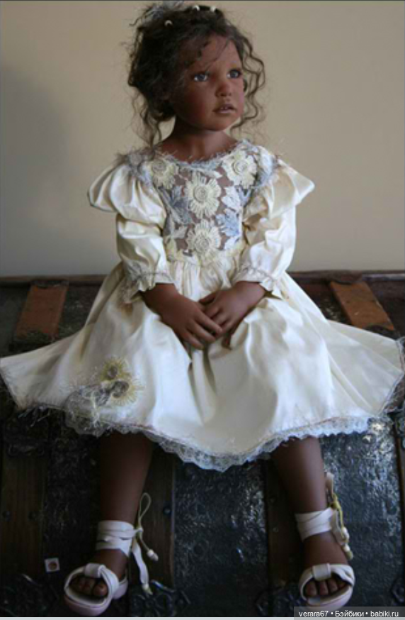 Шоколадная красавица Kasandra от Zofia & Henry Zawieruszynski