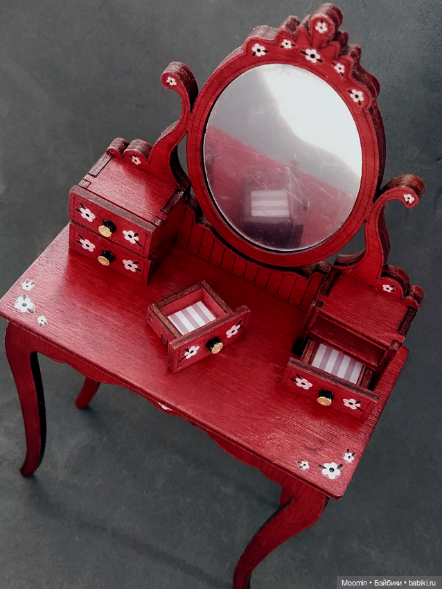 Туалетный столик — Кукольная мебель (фото 4)