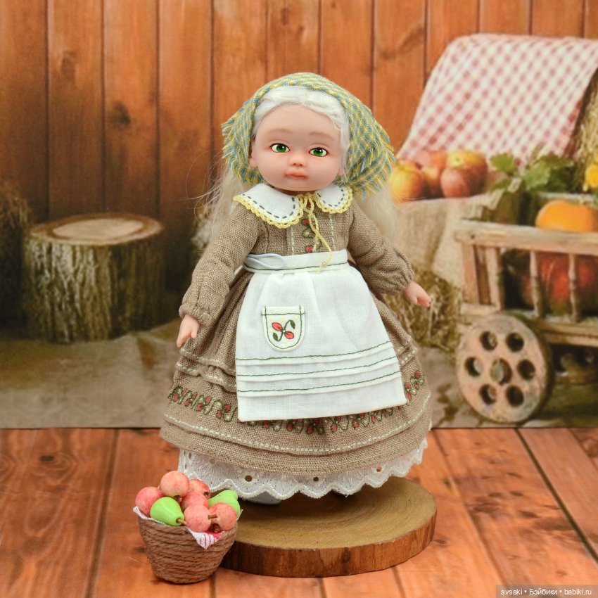 Интерьерная кукла, выполненная в смешанной технике