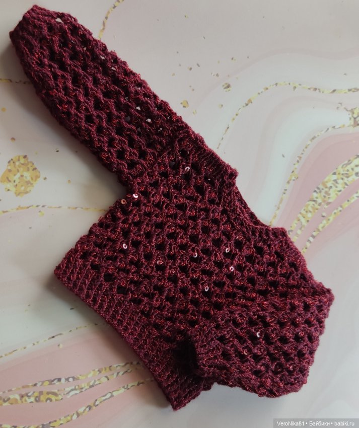 Белый кардиган, бардовый джемпер-сетка и туника с пайетками (фото 3)