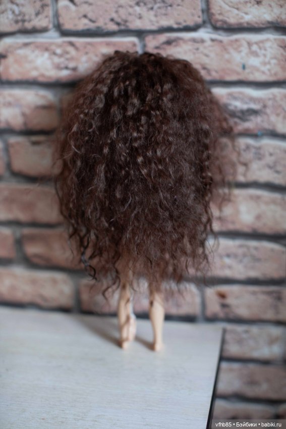 Паричок на куклу БЛАЙЗ и подобных (фото 3)