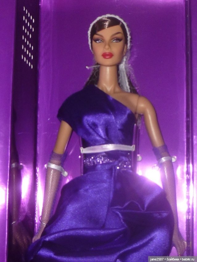 Fashion royalty Dania Haute Desire NRFB - 2020 Convention - редкий выпуск (фото 6)