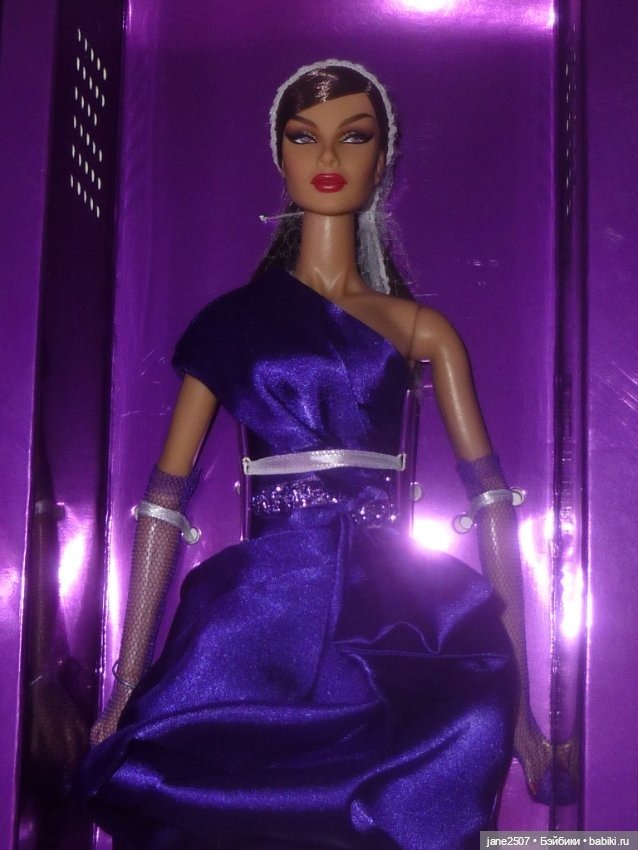 Fashion royalty Dania Haute Desire NRFB - 2020 Convention - редкий выпуск (фото 7)