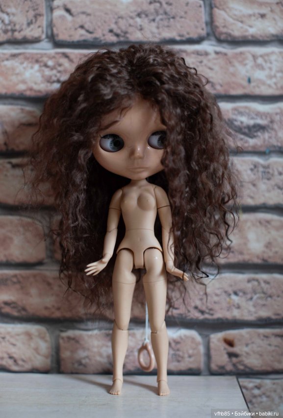 Паричок на куклу БЛАЙЗ и подобных