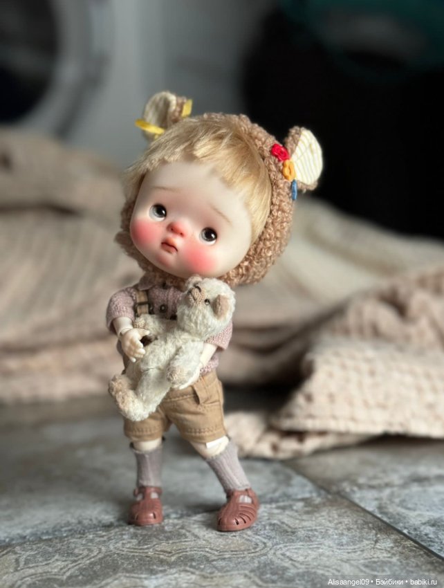 Mini Kitty с мейком крутого китайского мастера