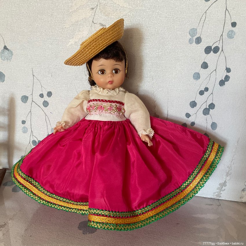 Итальянская красотка — Винтажные куклы и игрушки детства (фото 2)