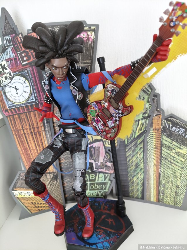 Человек паук Панк из мультфильма (фото 5)