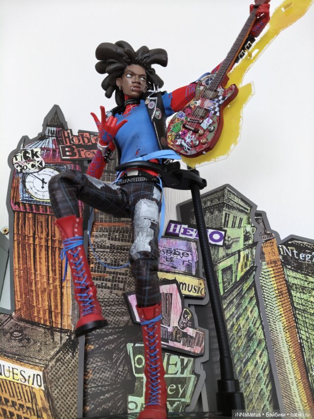 Человек паук Панк из мультфильма (фото 6)