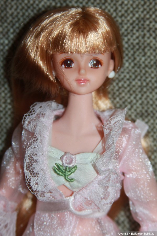 Photogenic Jenny компании Такара (фото 2)