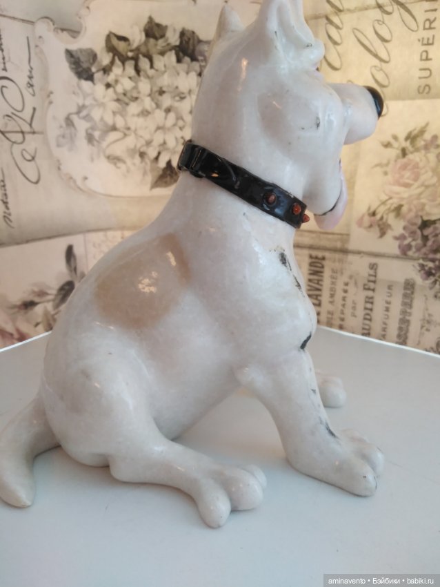 Редкость! Фигурка счастливого Стаффи в ошейнике с шипами от Georg Williams (фото 4)