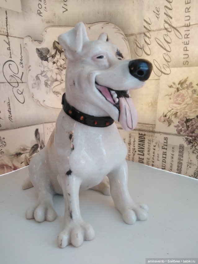 Редкость! Фигурка счастливого Стаффи в ошейнике с шипами от Georg Williams